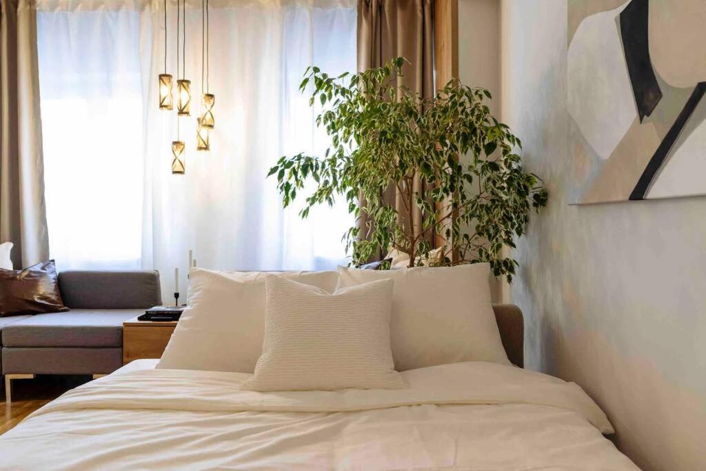 Stunning Views 2Br Intercontinental Flat Apartment บูคาเรสต์ ภายนอก รูปภาพ